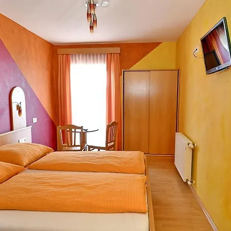 Bed & Breakfast Und Schischule Koderholt *